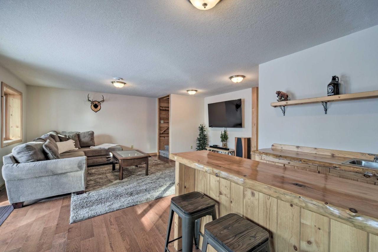 Scenic Hayward Lake View Retreat With Fire Pit Eksteriør billede